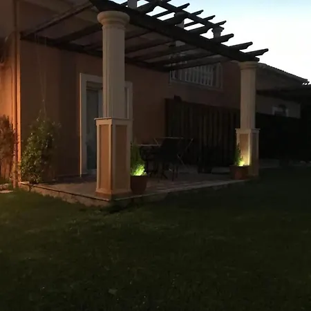 Ballas Paradise Messonette בית הארחה